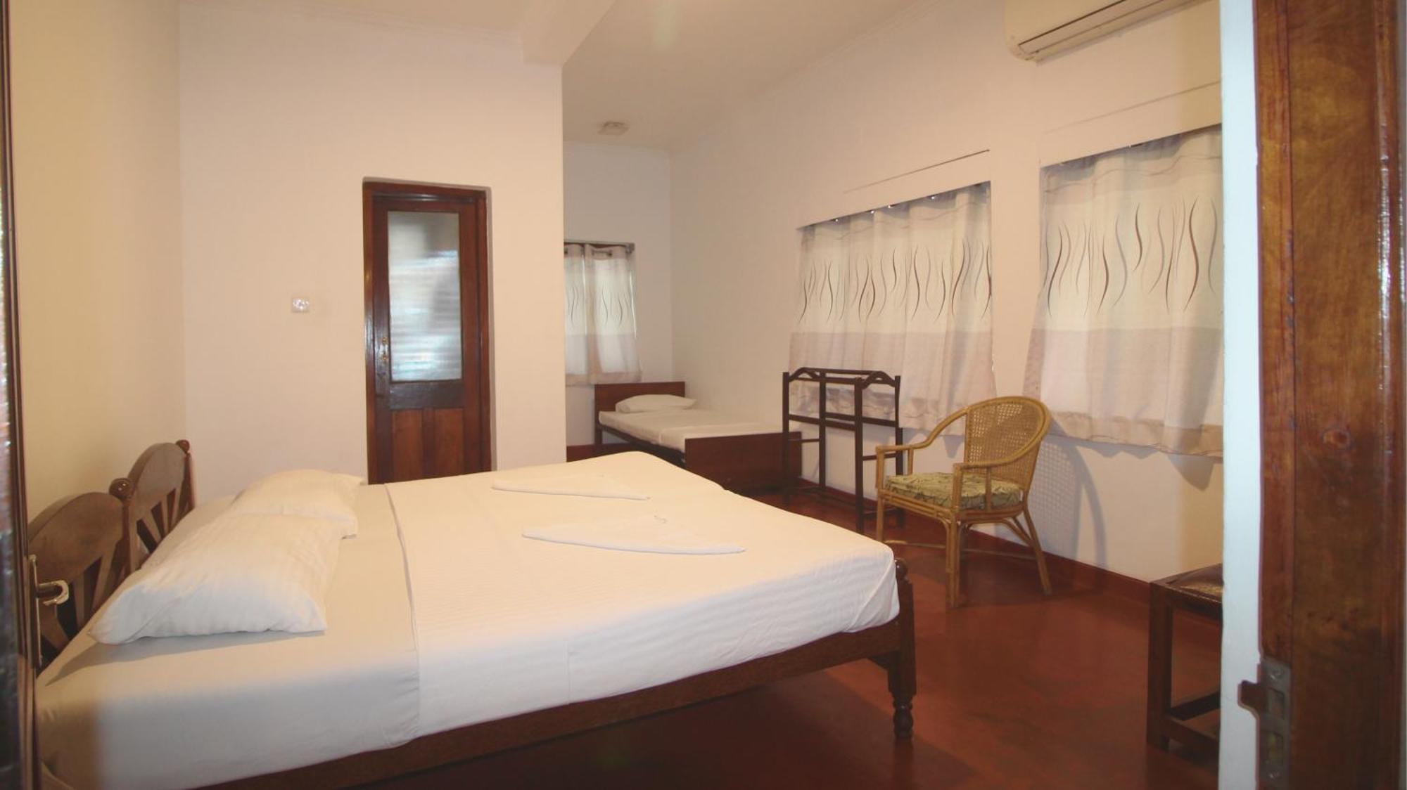 Kandy Boutique Villa By Fortuna Bungalows Bagian luar foto
