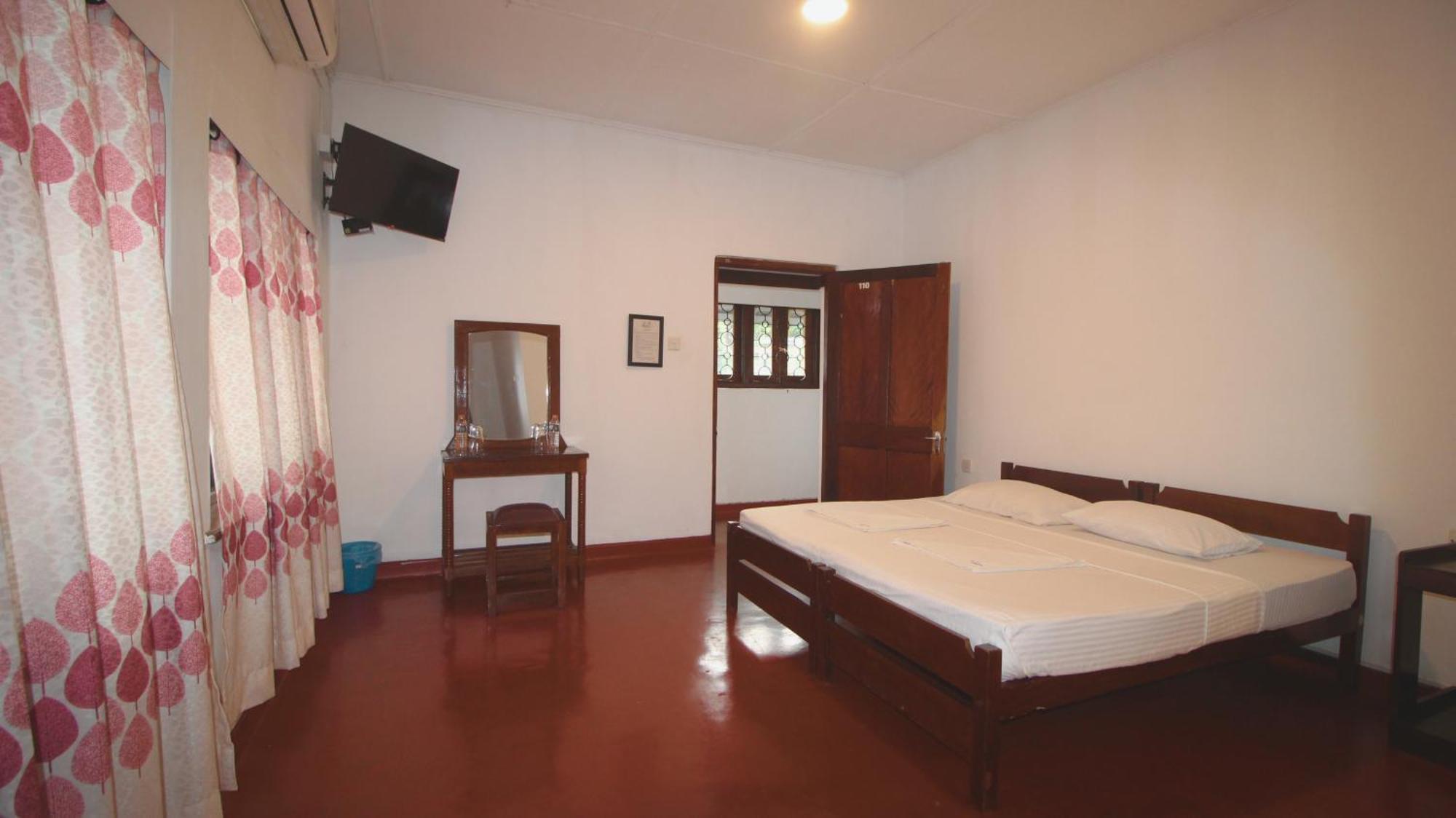 Kandy Boutique Villa By Fortuna Bungalows Bagian luar foto