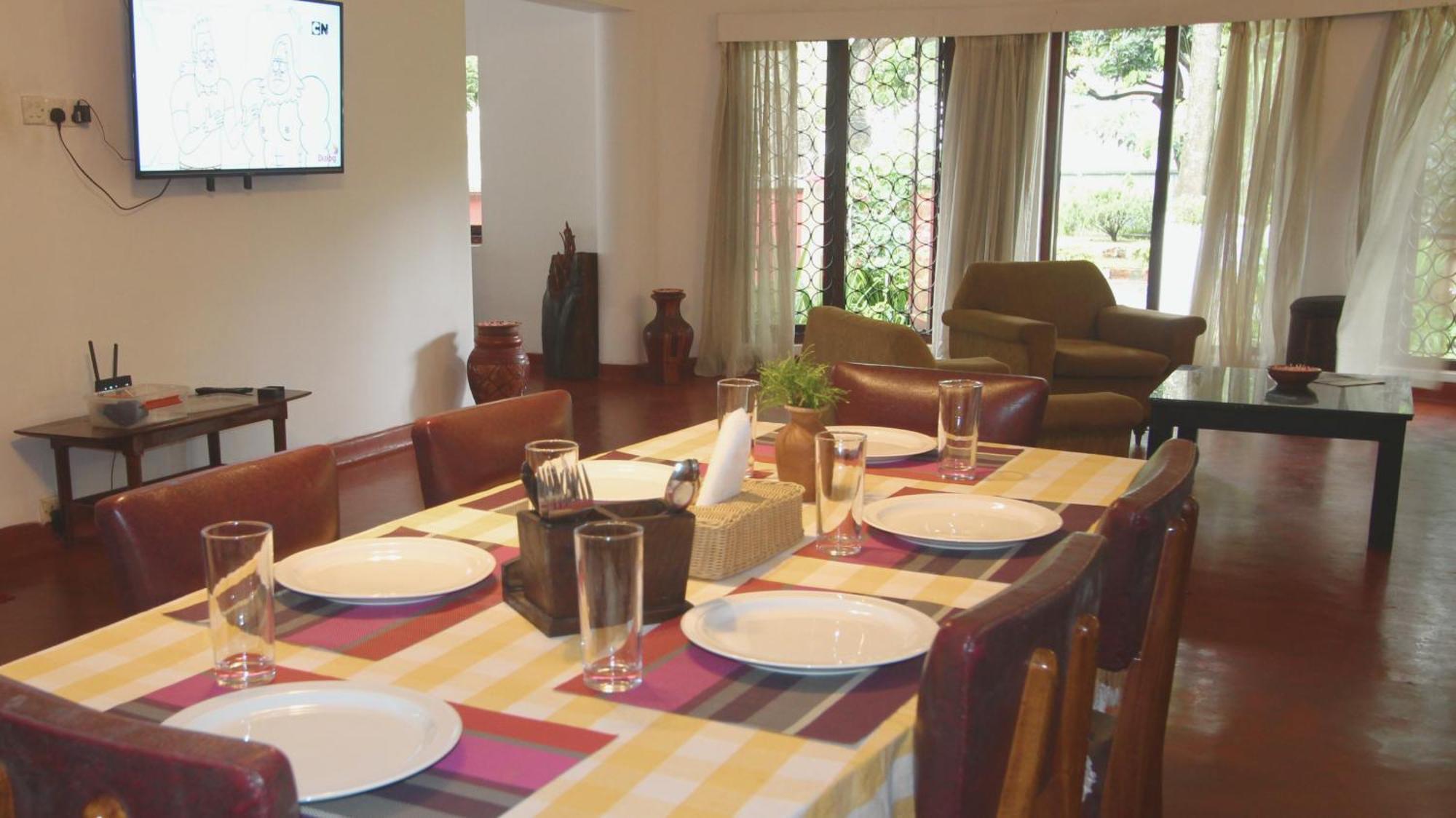 Kandy Boutique Villa By Fortuna Bungalows Bagian luar foto