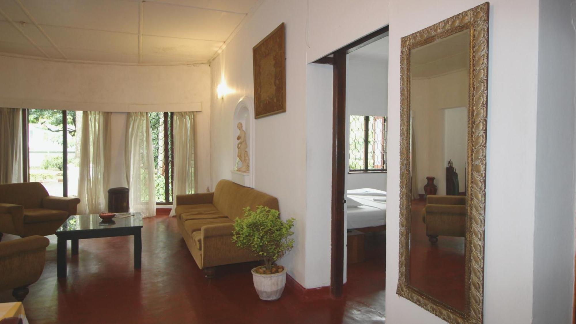 Kandy Boutique Villa By Fortuna Bungalows Bagian luar foto