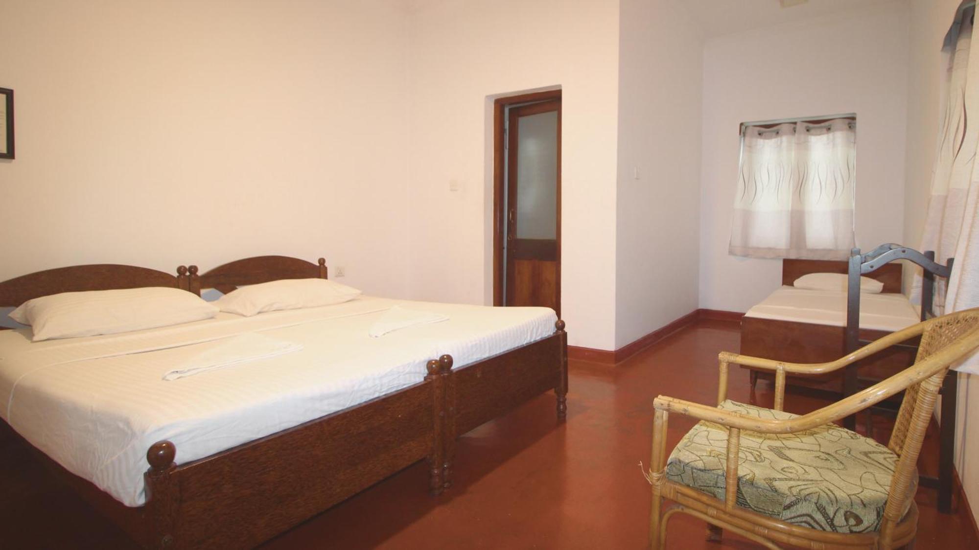 Kandy Boutique Villa By Fortuna Bungalows Bagian luar foto